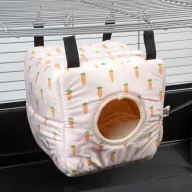   DUVO+ Felfüggeszthető plüss házikó rágcsálóknak sárgarépa mintával 22,5 x 22,5 x 22,5 cm