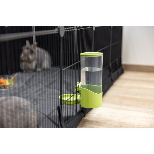 KERBL Rácsra szerelhető vízadagoló kistállal 850 ml