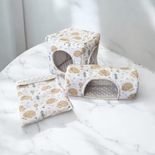 NYUSZISHOP.HU - Kockaházikó - Bézs sünis  - 25x25 cm