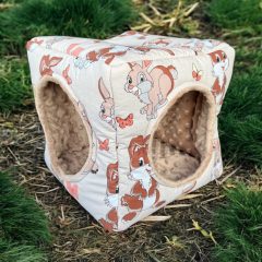 NYUSZISHOP.HU - Kockaházikó XL - Tapsifüles  - 40x40 cm