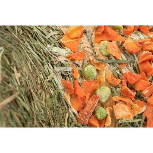Trixie 60797 Szénabála répa & borsó 250 g